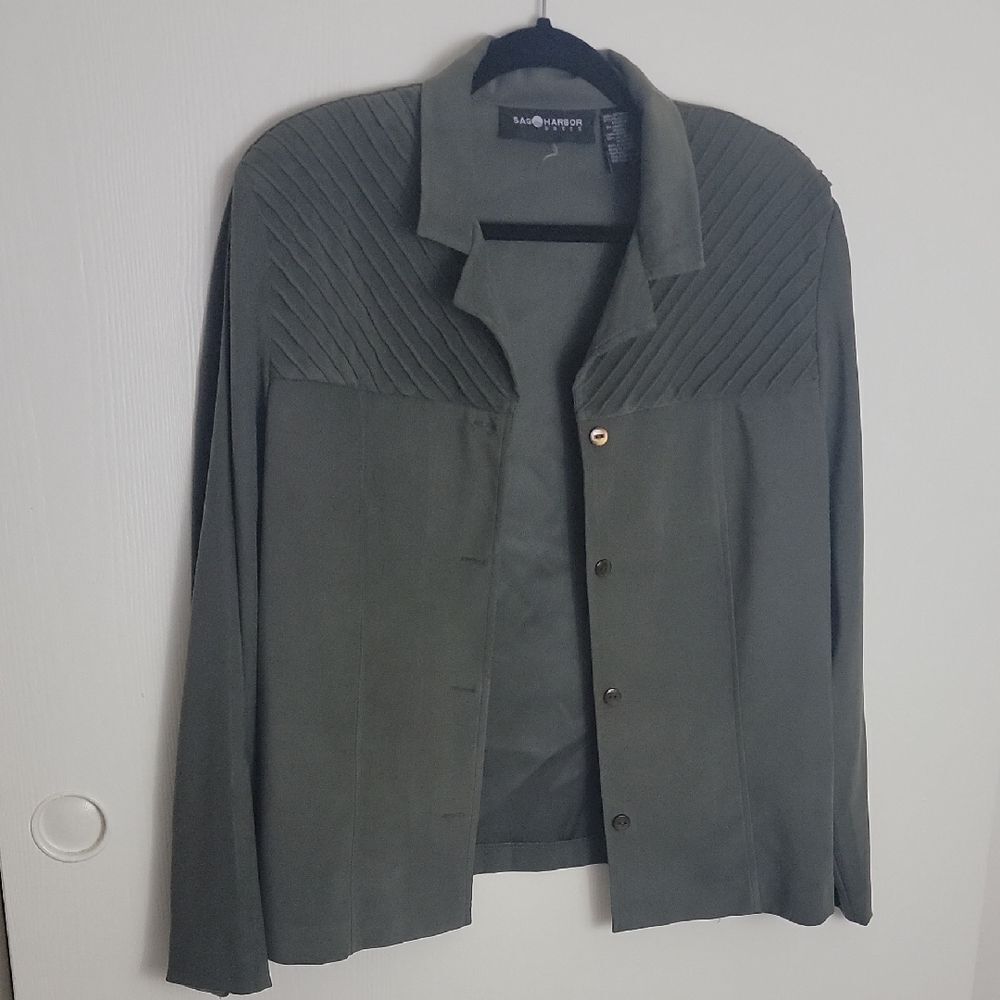 Sag Harbor textured shoulder jacket